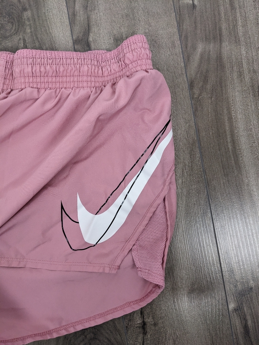 Nike Women's Running Shorts Pink Lined Size Large - Picture 2 of 6